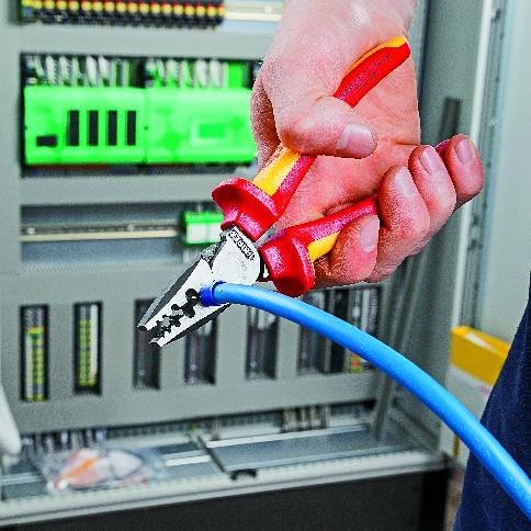 Клещи за кримпване на кабелни накрайници 0.25-16мм2, VDE 1000V жълто-червена ръкохватка 180мм, Knipex - K9778180