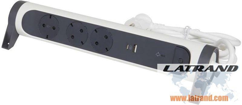 Разклонител 3x2P+E с кабел 1.5 метра с гръмозащита и USB A+C Premium NEW Legrand 694508 БЯЛ