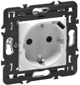 Контакт ШУКО 2P+E 16A + USB тип C 1.5A 7.5W 2 мод. цвят бял Mosaic Legrand, LEGRAND, 77271L