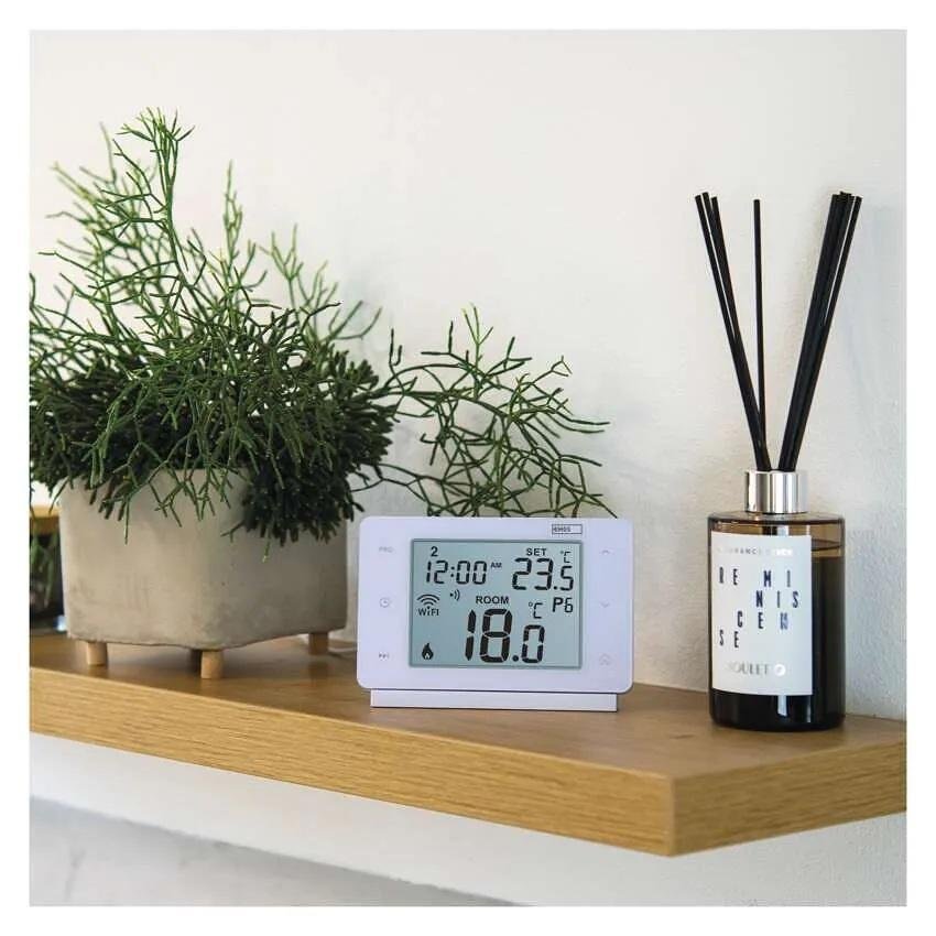 Термостат БЕЗжичен за отопление и охлаждане 5…35 °C с LCD дисплей 16A Wi-Fi GoSmart EMOS