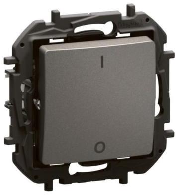Двуполюсен ключ 16A цвят Сив Niloe New Legrand, LEGRAND, NP2113MG