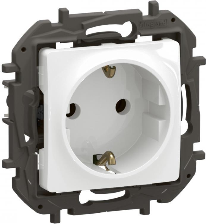 Контакт ШУКО 16A цвят Бял Niloe New Legrand, LEGRAND, NP3121WH