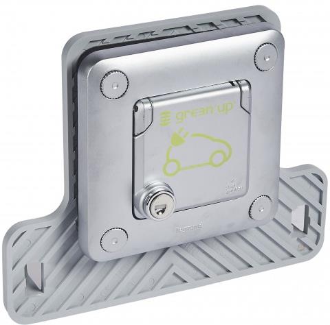 Контакт шуко с ключ 16A Green'up Access IP55 IK10 за зареждане на електрически и хибридни автомобили до 3,7kW Legrand, LEGRAND, 77857