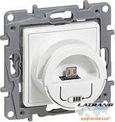 Розетка микро USB 5V 3А 12W със стойка за поставяне на устройство цвят Бял Niloe Legrand - 764596