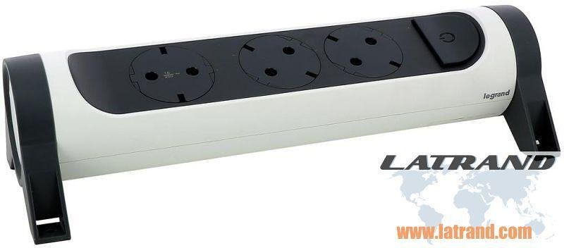 Разклонител БЯЛ/СИВ 3x2P+E без кабел Premium NEW Legrand 694543