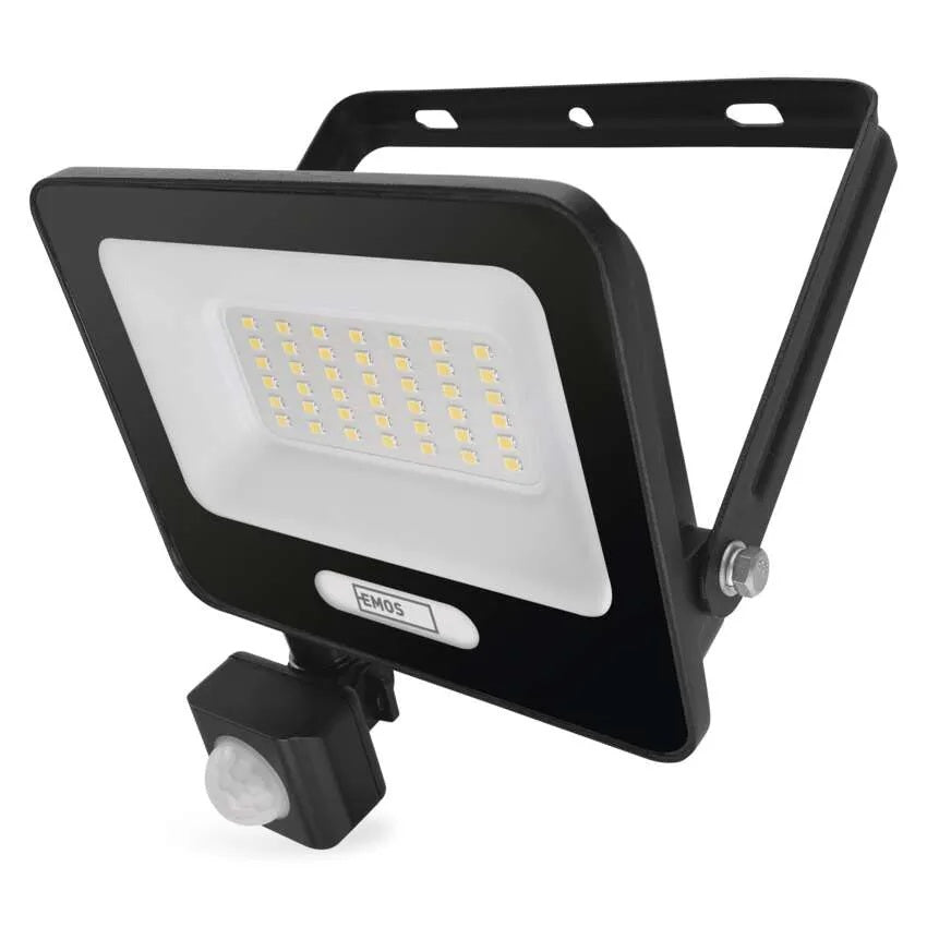 Прожектор LED 30W 4000K 3000lm 120° x 120° 20000h IP65 черен с датчик GLARO EMOS, ZS2334B