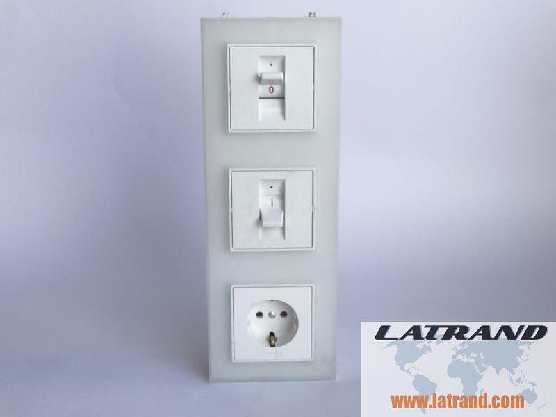 Бойл.табло - тройна комб. 25А+16V серия Лабео - 4233, АТРА