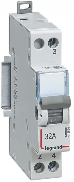 Превключвател 1-2 DIN монтаж 32А 1 полюс 230V 1 мод. Legrand, LEGRAND НИСКО НАПРЕЖЕНИЕ, 412900