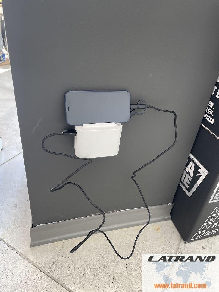 Адаптер за контакт плосък 2х Евро контакт 6A и USB A+C NEW Legrand 49401