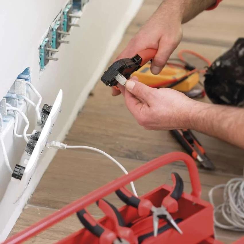 Кабел Cat.5e U/UTP PVC Eca сив – 305m EMOS