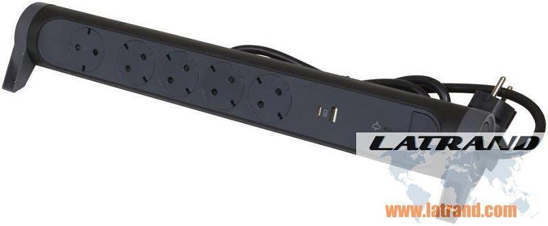 Разклонител ЧЕРЕН 5x2P+E с кабел 1.5 метра с гръмозащита и USB A+C Premium NEW Legrand 694514