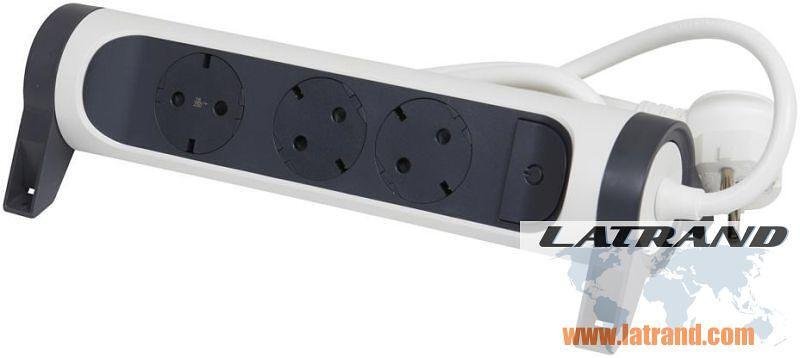 Троен Разклонител БЯЛ 3x2P+E с кабел 3 метра / 3x1.5мм2 Premium NEW Legrand - 694535