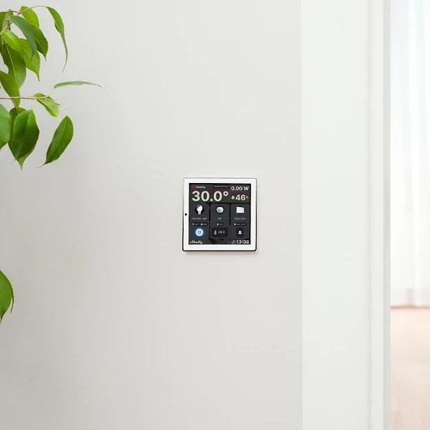 Пулт за управление със Smart реле 1х On/Off 5A изисква неутрала бял Shelly Wall Display - 262603, Shelly Wall Display W