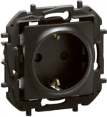 Контакт ШУКО 16A цвят Черен Niloe New Legrand, LEGRAND, NP3121BK