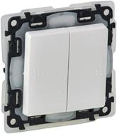Сериен ключ IP44 цвят бял Valena Life Legrand, LEGRAND, 752155