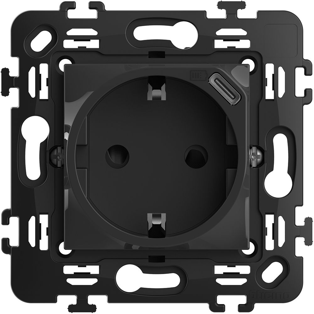 Контакт ШУКО 2P+E 16A + USB тип C 1.5A 7.5W 2 мод. цвят Черен Classia Bticino, BTICINO, RG4141USB