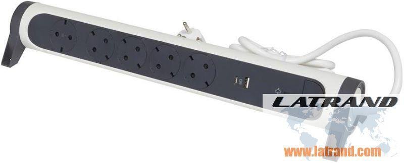 Разклонител  5x2P+E с кабел 1.5 метра с гръмозащита и USB A+C Premium NEW Legrand 694510 БЯЛ