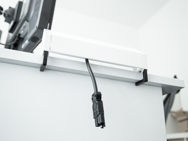 Модул DESK 2 с 3х Шуко и 2х празни модула, цвят Инокс, Bachmann, BACHMANN, B902.401