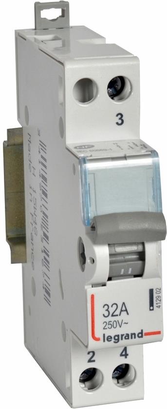 Ум шалтер I-0-II DIN монтаж CX3 32А 1P 230V 1 мод. Legrand, LEGRAND НИСКО НАПРЕЖЕНИЕ, 412902