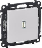 Розетка USB за зареждане тип C 1.5A 7.5W цвят Бял Valena Life Legrand, LEGRAND, 753105