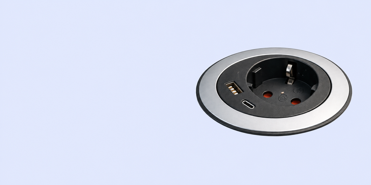 Latrand — corner-socket