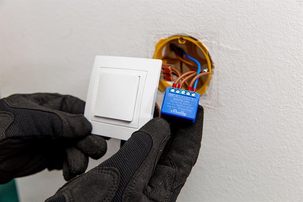 Микромодул Smart реле 1х On/Off 8A изисква неутрала Shelly Plus 1 Mini - 265659