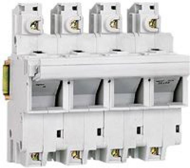 Разединител стопяем предпазител 3P+N 22X58 mm 8мод. Legrand, LEGRAND НИСКО НАПРЕЖЕНИЕ, 21605
