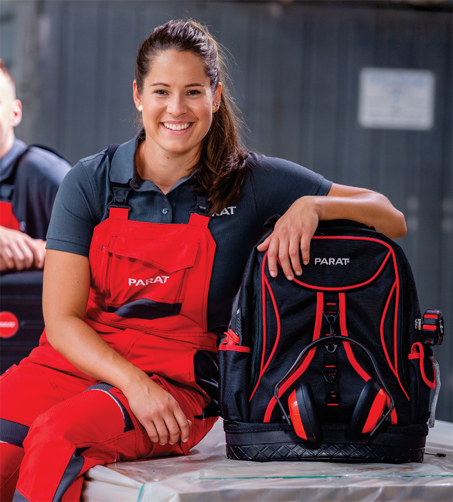 Чанта раница BASIC Back Pack за 50 инструмента и лаптоп 14" с усилено пластмасово дъно и подплатен гръб от текстил PARAT, 5990830991